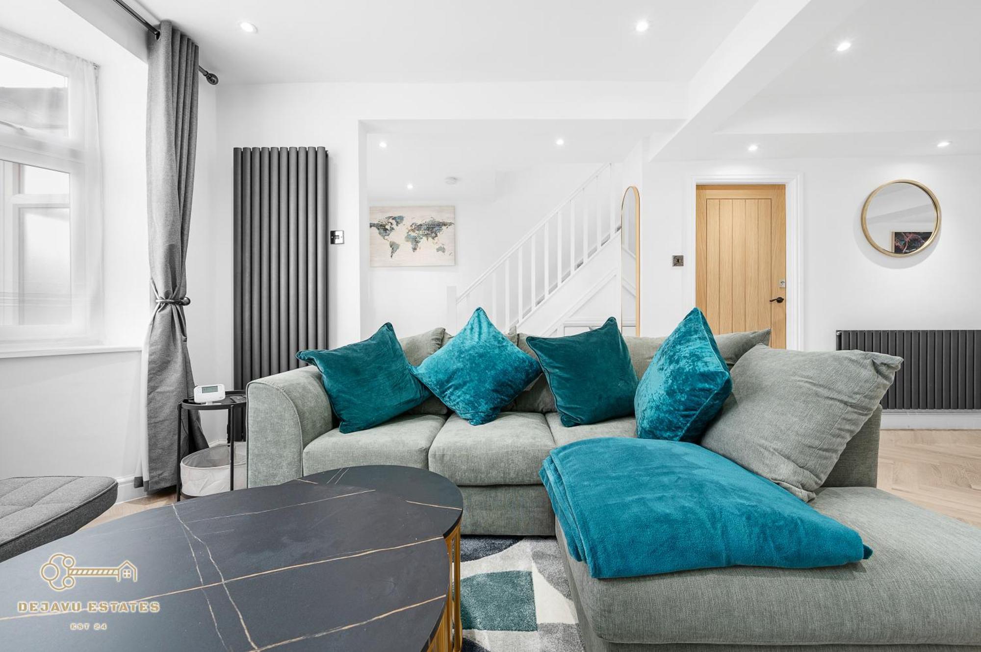 Entire Modern & Spacious 3bdr In Right Next To Coop Live & Ethiad Дом отдыха Манчестер
